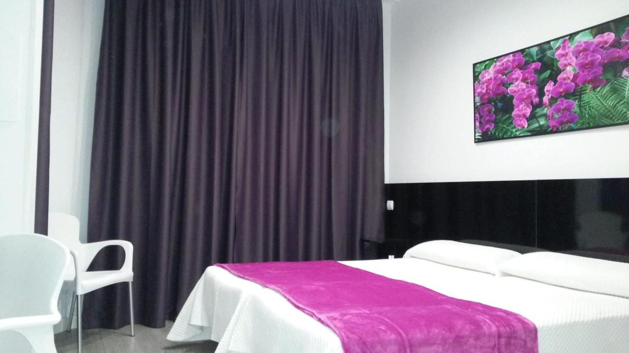 Hostal Buenos Aires Gran Via Madrid — Foto 1